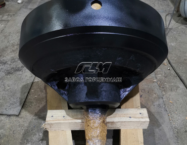 Вал в сборе с конусом несущим (КМД) 4844203001