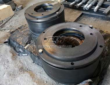 Стакан правый 1049102200