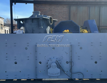 Грохот инерционный среднего типа ГИС-63