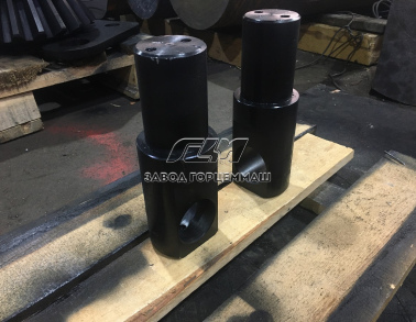 Стойка 1051002012-10