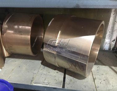 Втулка цилиндрическая верхняя 3-212493-01