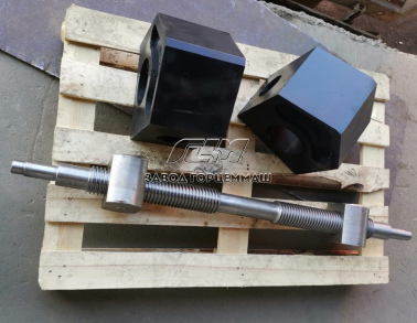 Винт 105290700110