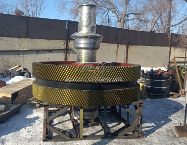 Вал тихоходный ДФ-1560-00 СБ