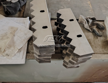 Нож центральный для шредера