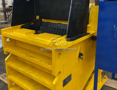 Дробилка щековая с приводом СМД-109А-Р в сборе 1049000000