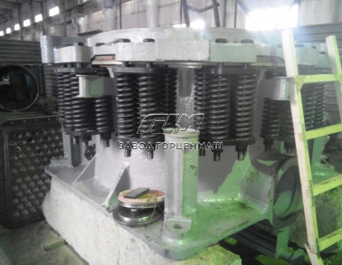 Конусная дробилка КСД 900